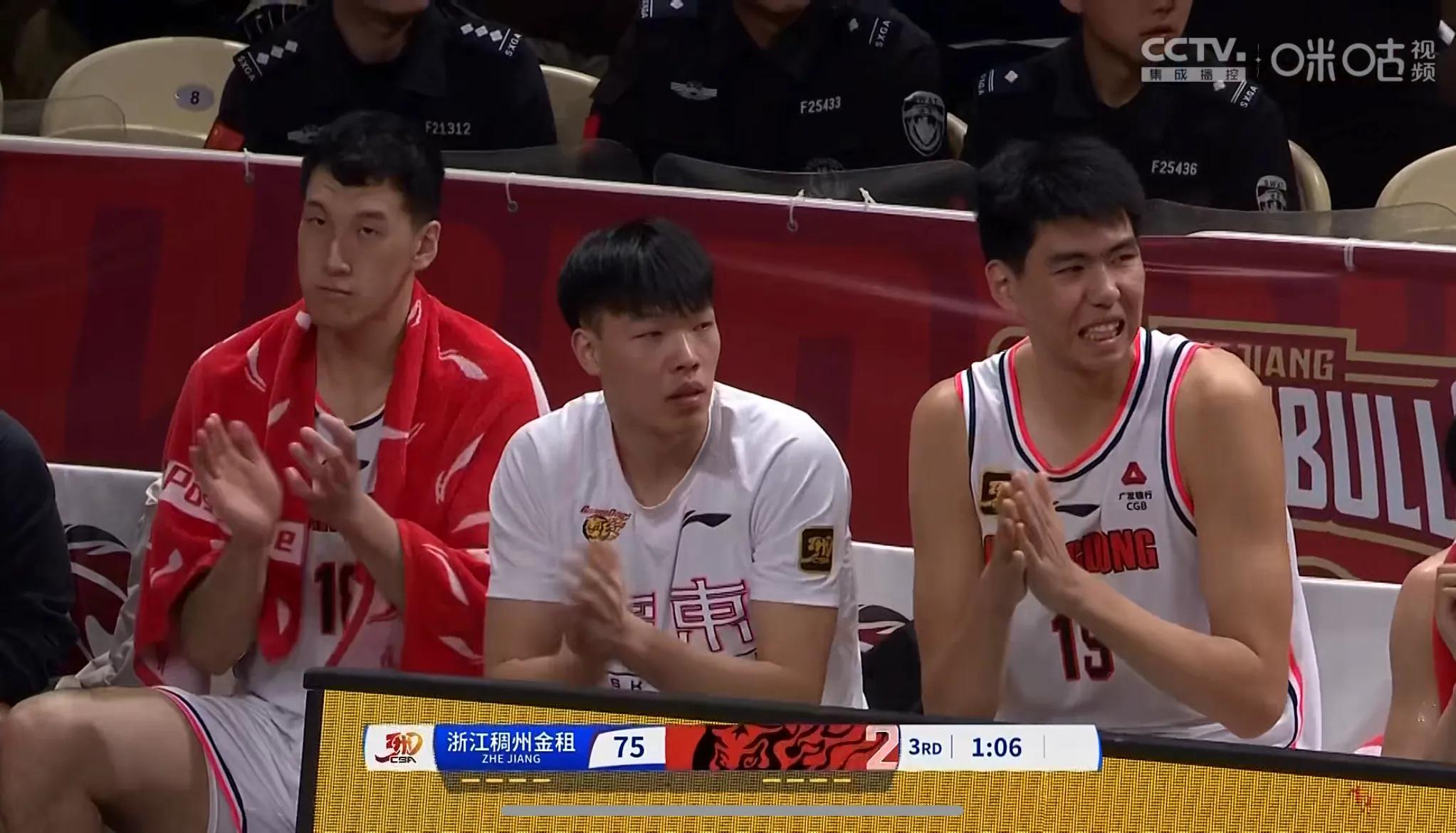 乐鱼体育官网入口-包含广东队爆发神级表现，CBA季后赛被彻底压制，碾压的词条