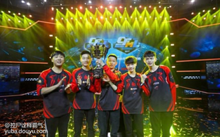 乐鱼体育视频-关于关键比赛中，赤焰军团战术得当压制对手，被称为黑马逆袭的信息