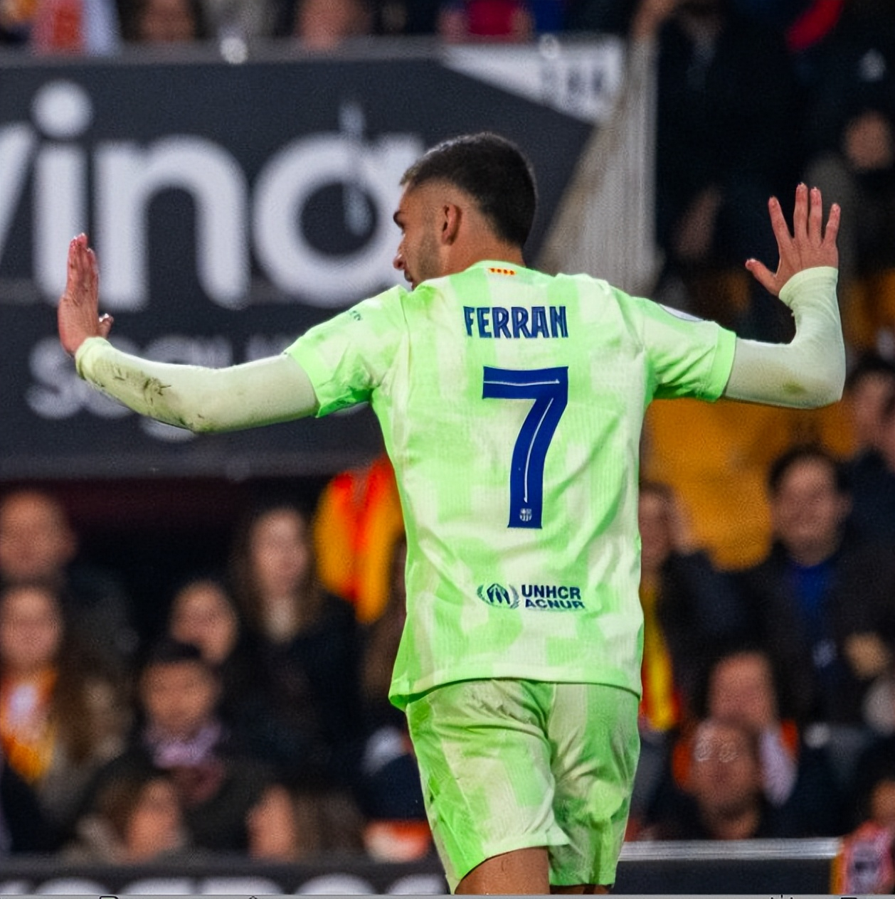 乐鱼体育网页版-瓦伦西亚失分，令球队陷入危机