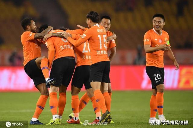 乐鱼体育app下载地址-北京人和豪取客场三分，逆袭深挖广州富力