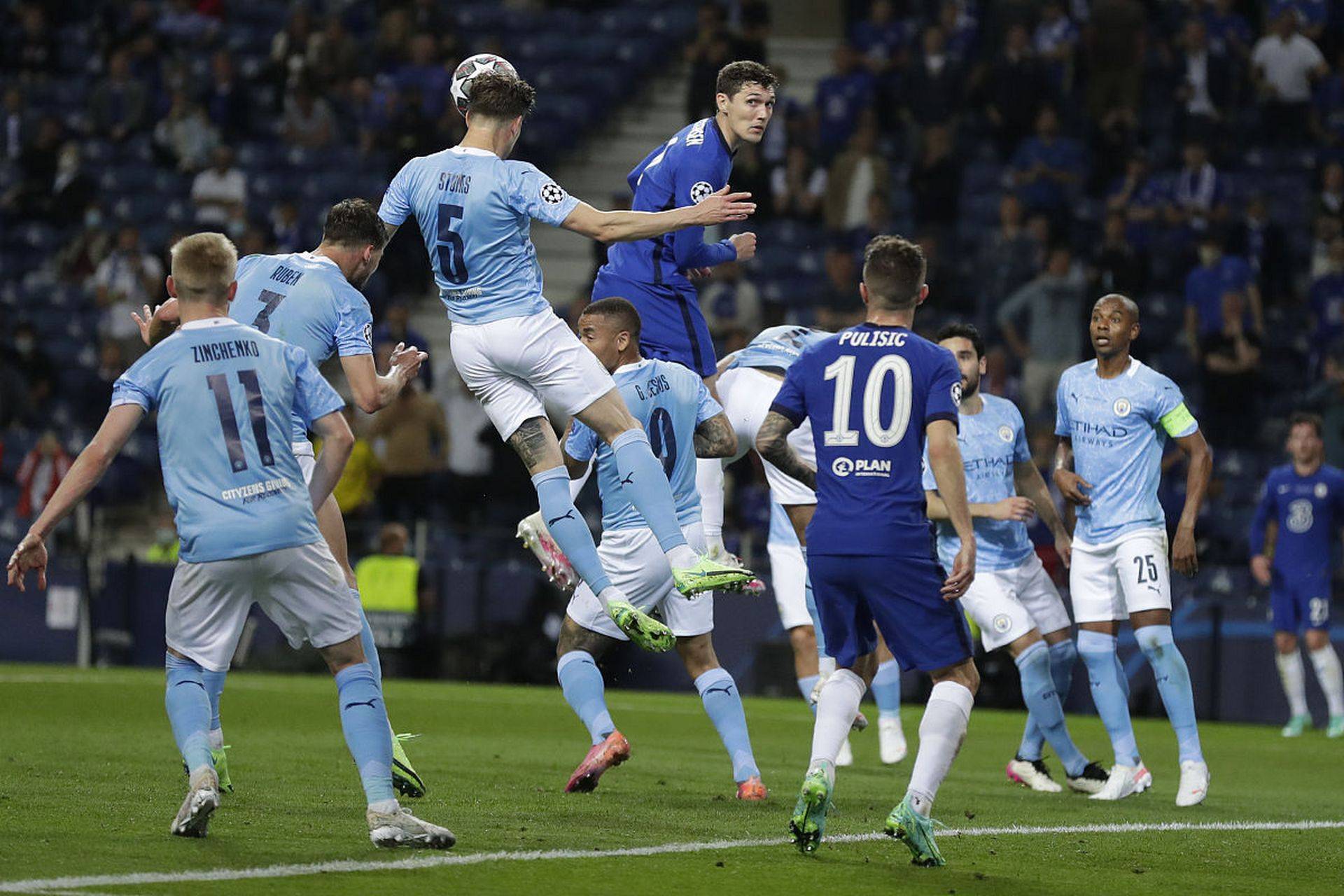 曼联大胜纽卡斯尔，重回胜轨