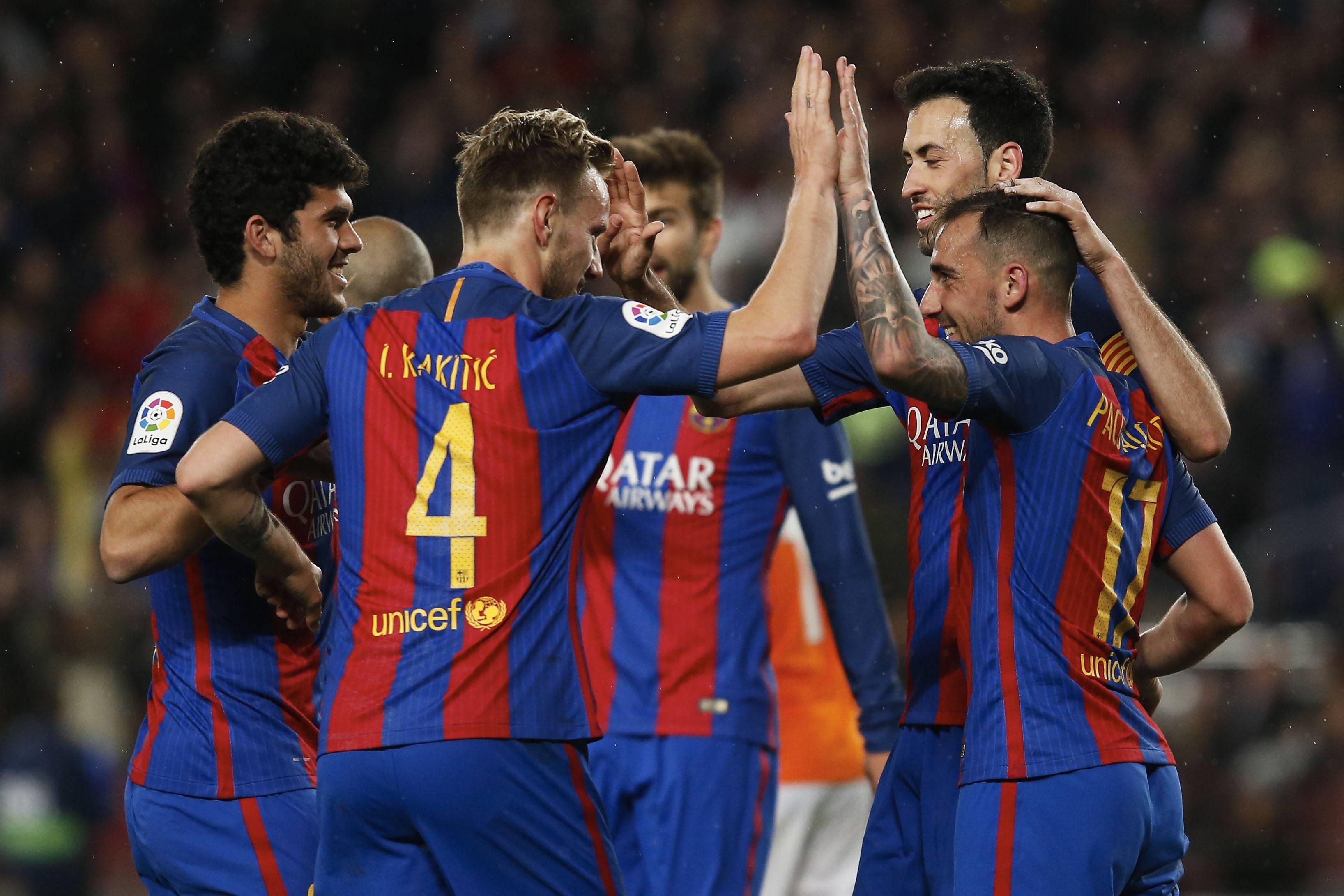 关于巴塞罗那主场大胜,重回西甲榜首位置的信息 关于巴塞罗那主场大胜,重回西甲榜首位置的信息