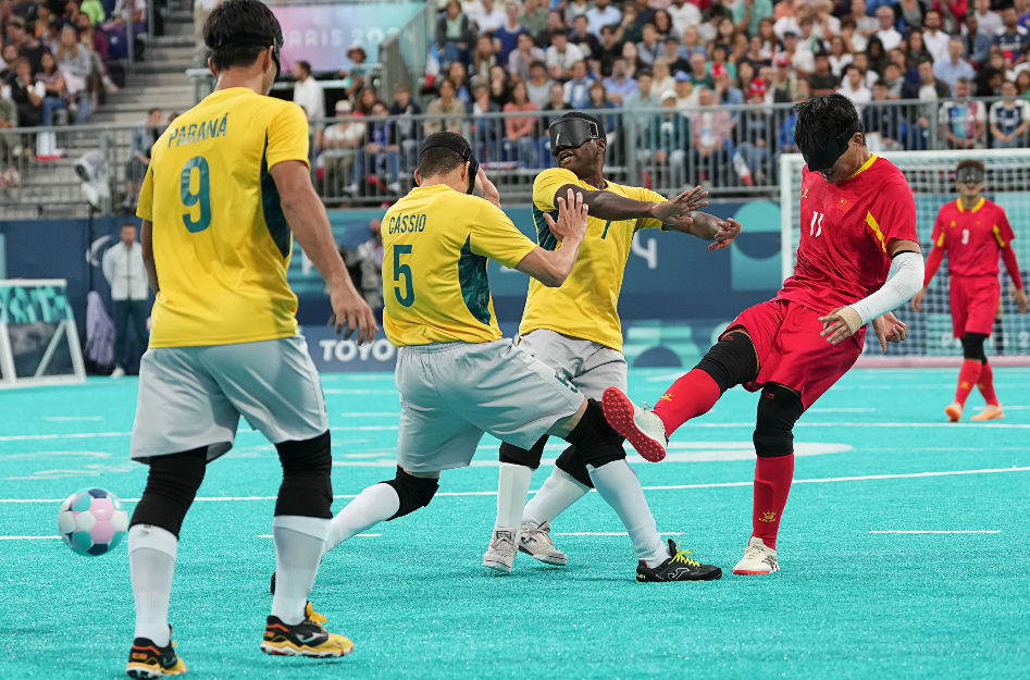 乐鱼体育官方入口-足球界首次举行盲人球员比赛，震撼世界的简单介绍